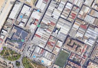 Fabrikhalle in La Banda - Campo de Fútbol. Venta de nave industrial