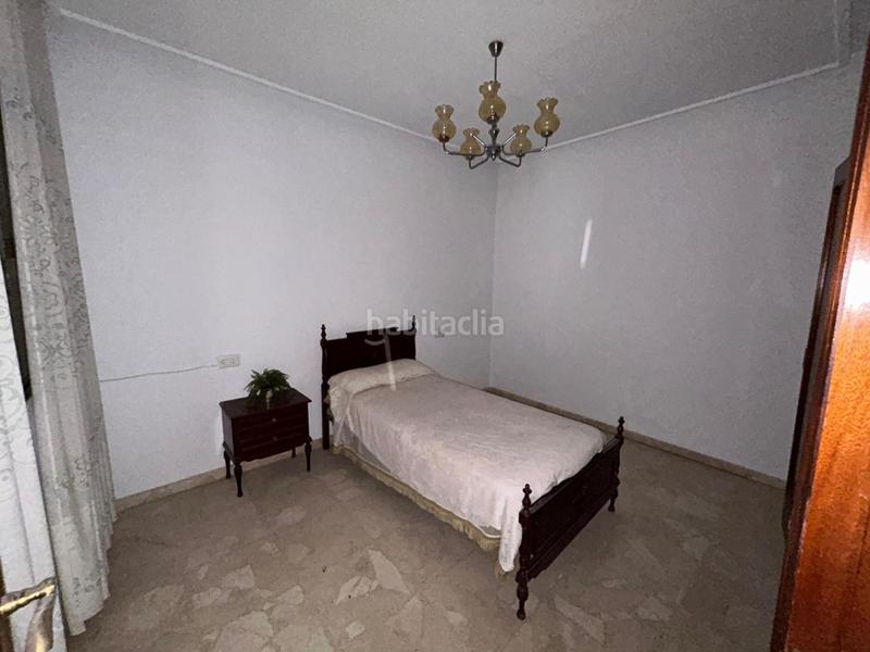 Foto 730fc8e1-b6df-4f99-b3b5-fa971efe8bbf. Casa in La Banda - Campo de Fútbol Chiclana de la Frontera