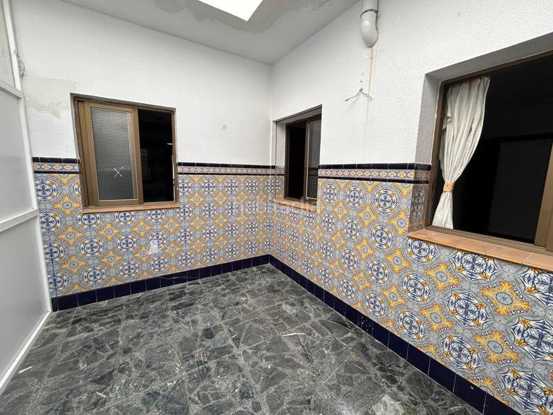 Foto 91cdc711-9efd-4db7-a379-278cb8803604. Casa in La Banda - Campo de Fútbol Chiclana de la Frontera