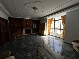Haus in La Banda - Campo de Fútbol. Venta de casa en nucleo urbano