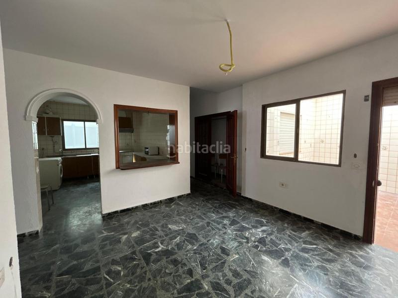 Foto f14a9fd0-e05b-419d-8b0b-d14a83d600d5. Casa in La Banda - Campo de Fútbol Chiclana de la Frontera