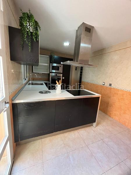 Foto de7e7250-a10b-46dd-85f6-bf0e8c50a3e5. Casa a schiera in Núcleo urbano Chiclana de la Frontera