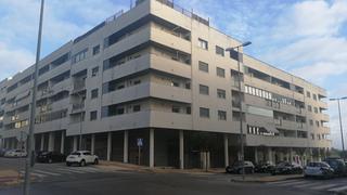 Geschäftsraum in Serafin alvarez campana 8. Local comercial nuevo a estrenar