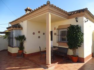 Xalet a Camino viejo de rota 69. Se vende chalet independiente en camino viejo de rota