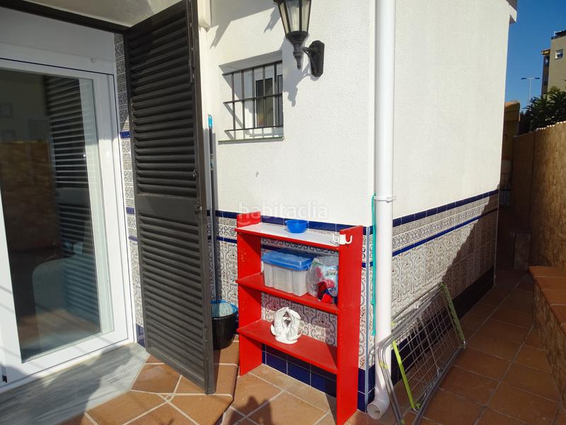 Foto 4ae06e3b-4e30-4d24-babf-05b322bee2d6. Casa adossada amb xemeneia aparcament a Soto de Vistahermosa Puerto de Santa María (El)