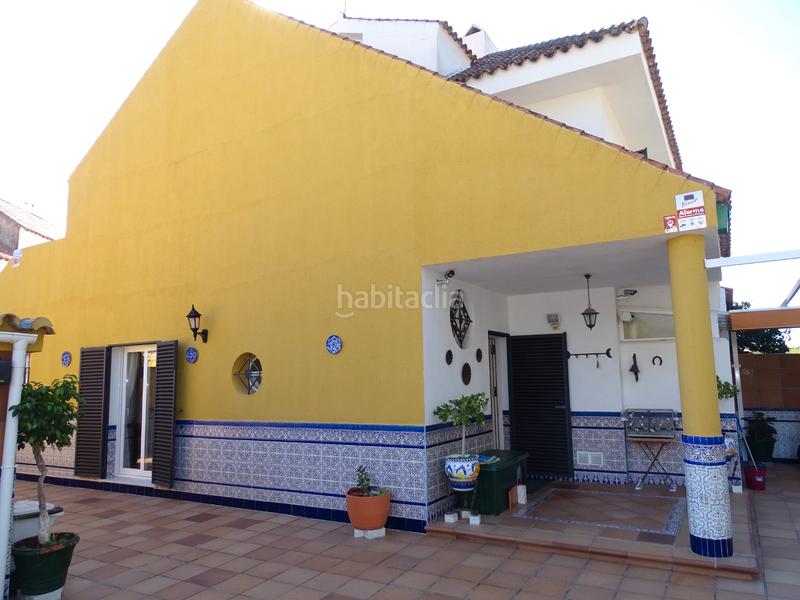 Foto 8f1e8571-6767-446e-a45a-5abe35661c67. Casa adossada amb xemeneia aparcament a Soto de Vistahermosa Puerto de Santa María (El)