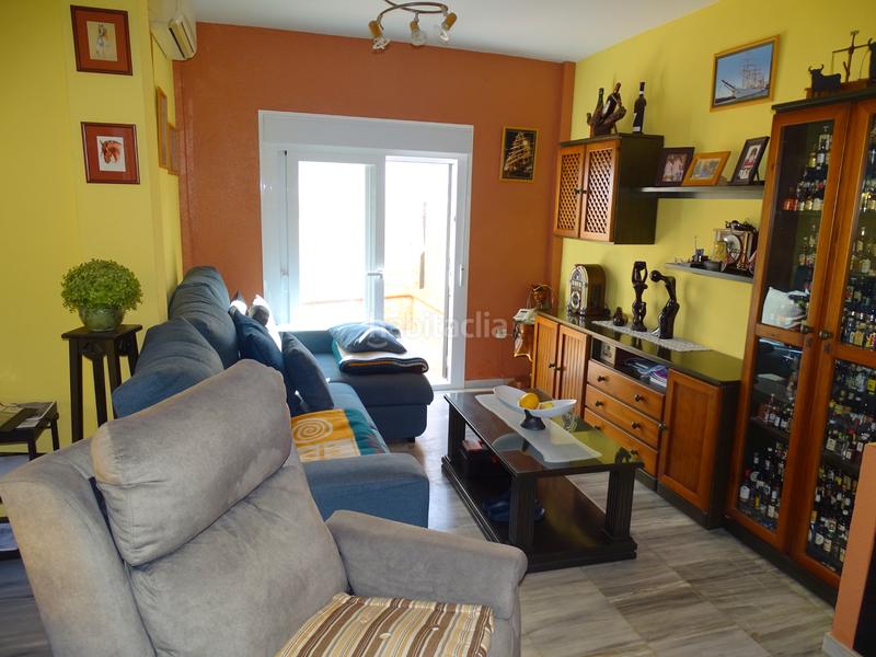 Foto d1e325ab-991a-415b-98df-51051d420040. Casa adossada amb xemeneia aparcament a Soto de Vistahermosa Puerto de Santa María (El)