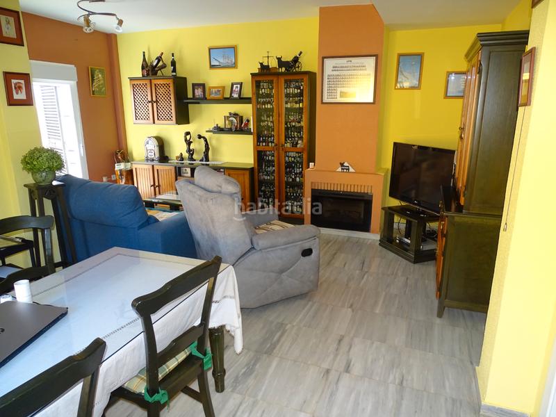 Foto d6e1ce3d-e8fe-485e-b590-f485ea4f8620. Casa adossada amb xemeneia aparcament a Soto de Vistahermosa Puerto de Santa María (El)