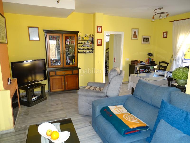 Foto fa4c4456-7762-4d8e-8eab-283ef51d0a26. Casa adossada amb xemeneia aparcament a Soto de Vistahermosa Puerto de Santa María (El)