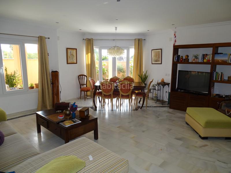 Foto 246e3413-d3c0-4f27-af72-f8e8f991271a. Chalet  independiente en el tomillar - vallealto en Puerto de Santa María (El)