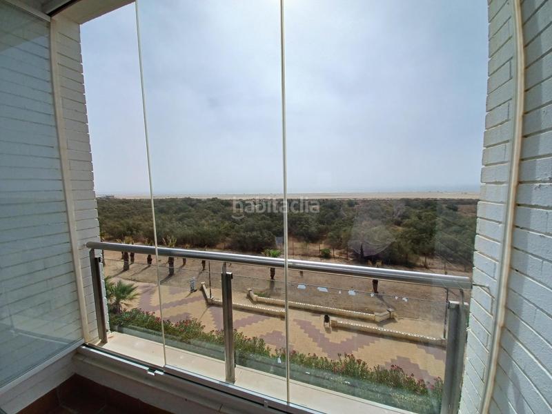 Foto 5993f44d-a53b-40e6-a410-fc692fc4769b. Apartamento precioso apartamento frontal de 3 habitaciones en Ayamonte