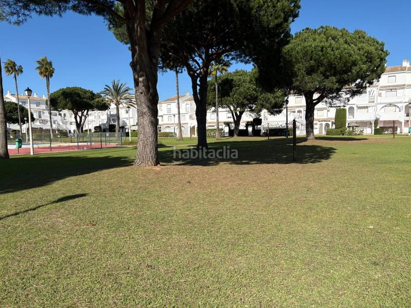 Foto b7cd86de-fa6e-4cd4-ac45-e23136cfb5b7. Appartement avec parking piscine dans Isla Canela Ayamonte