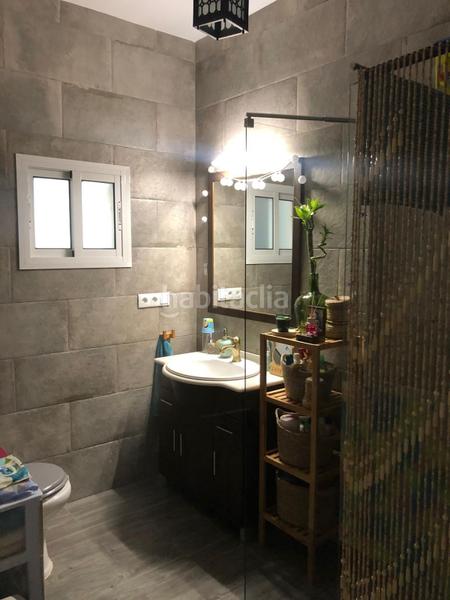 Foto 47ea39f6-8377-48cb-8e26-616e62888829. Casa chalet independiente en la urbanización las nieves en Guillena