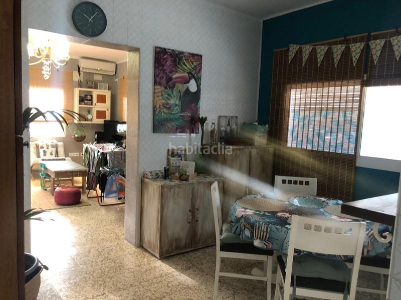 Foto d2ed578c-5dc6-4315-bde7-bcf8a5283370. Casa chalet independiente en la urbanización las nieves en Guillena