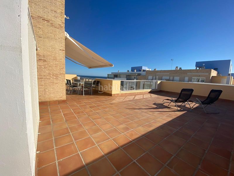 Foto 177669e8-8bb1-4f97-be7b-168cee941998. Apartament amb aparcament piscina a Punta del Moral Ayamonte
