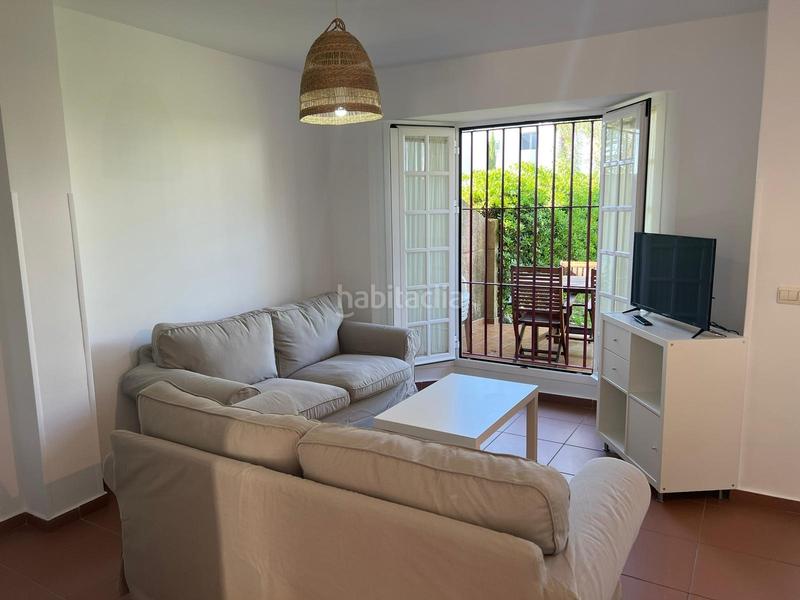 Foto 436bbbb1-6a0f-45ad-849f-4b84e35d1ccc. Alquiler apartamento inmejorable ubicacion para ir a la playa en Rota