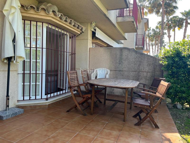 Foto 81f88466-d8ea-4697-b853-77b68e6cd5c4. Alquiler apartamento inmejorable ubicacion para ir a la playa en Rota