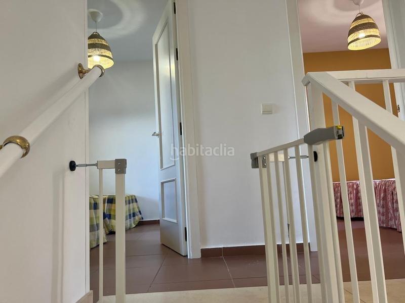 Foto aedef5c8-c4fe-4059-afac-2236c3c20282. Alquiler apartamento inmejorable ubicacion para ir a la playa en Rota