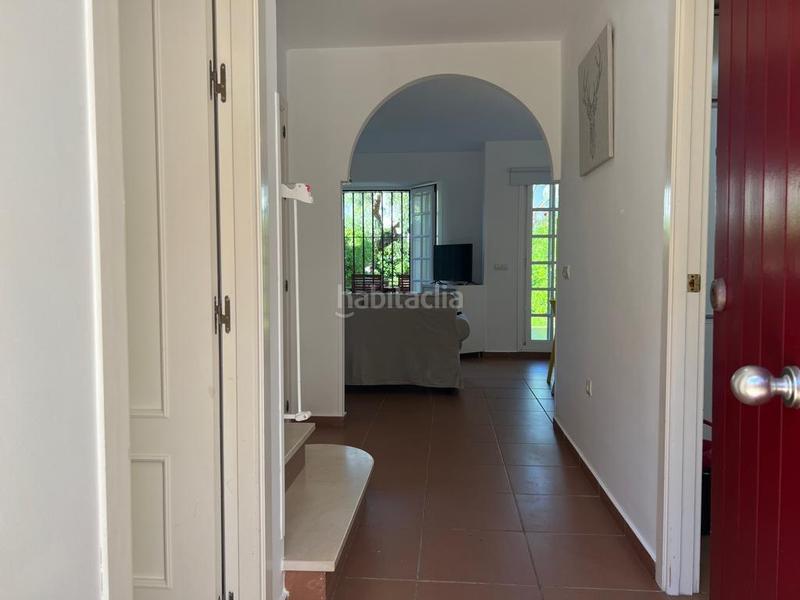 Foto e043ec0a-3caa-471a-bb55-825676f7ed50. Alquiler apartamento inmejorable ubicacion para ir a la playa en Rota