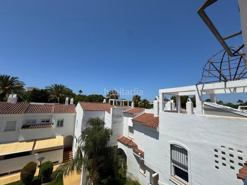 Foto 5d34aa98-5e1b-4d10-aa8d-863525415cfd. Reihenhaus mit parking pool in Costa Ballena Golf Rota