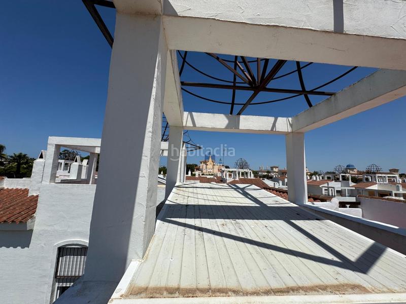 Foto 93b17298-2f05-4f97-948e-9a2b22b0e0a9. Reihenhaus mit parking pool in Costa Ballena Golf Rota
