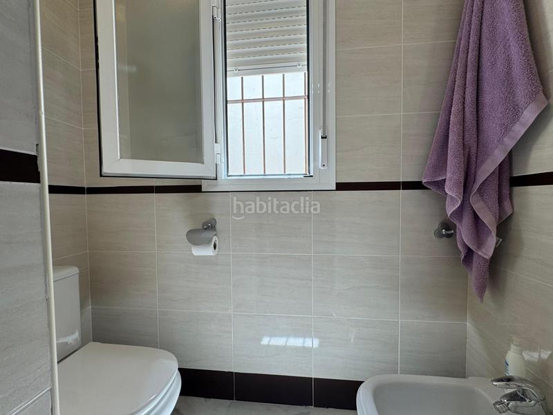 Foto d8cb21f9-19dc-44b8-a9dc-6a6e66bfbb10. Reihenhaus mit parking pool in Costa Ballena Golf Rota