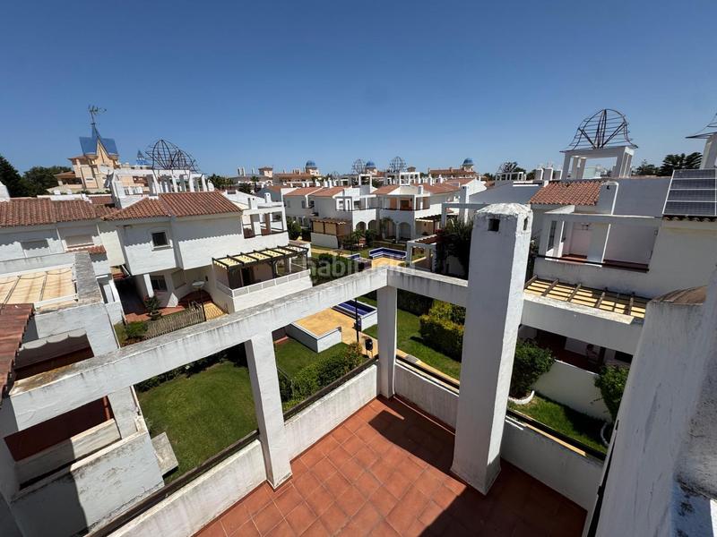 Foto e6e6b684-04e3-4420-a0bd-2df57ce4c487. Reihenhaus mit parking pool in Costa Ballena Golf Rota