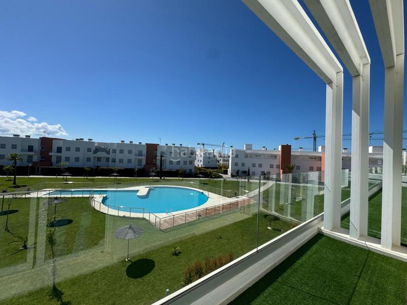 Foto a74d05f4-d405-46d5-893f-56990bb5fc35. Apartamento  a estrenar en urbanización playa azúl costa ballena en Chipiona