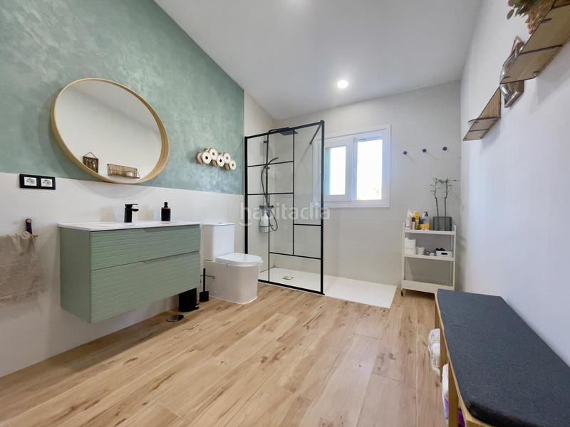 Foto 319ed922-930e-4f2b-9659-58f0d33fa83e. Semi detached house with parking in Núcleo urbano Chiclana de la Frontera