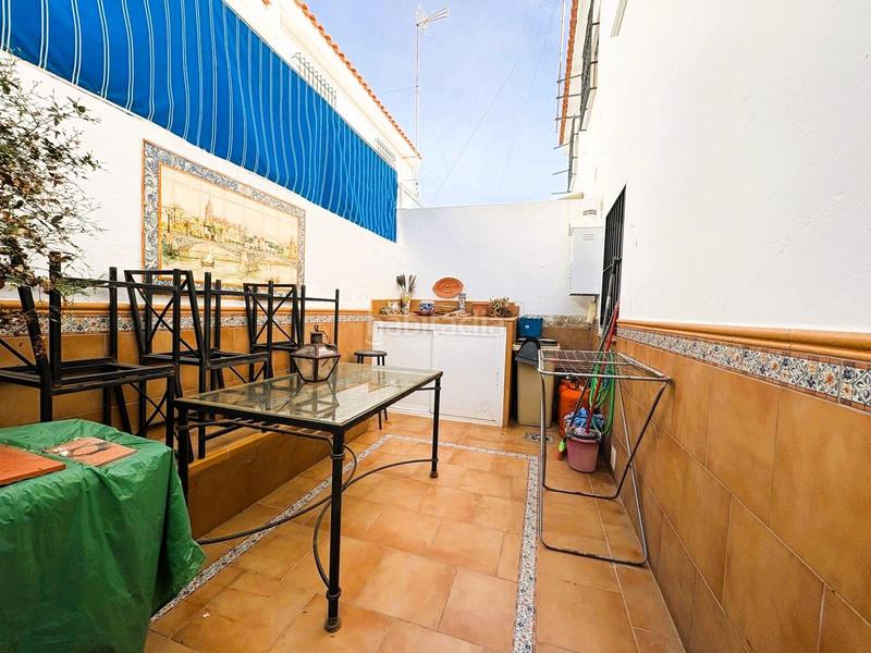 Foto 65fd2993-aaf8-420e-8338-64269e282366. Semi detached house with parking in Caño Guerrero Almonte