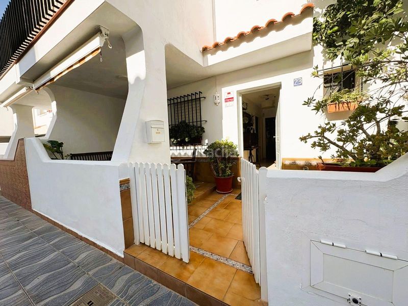 Foto bfab0f8f-f882-4399-8ceb-c134230b2389. Casa adossada amb aparcament a Caño Guerrero Almonte