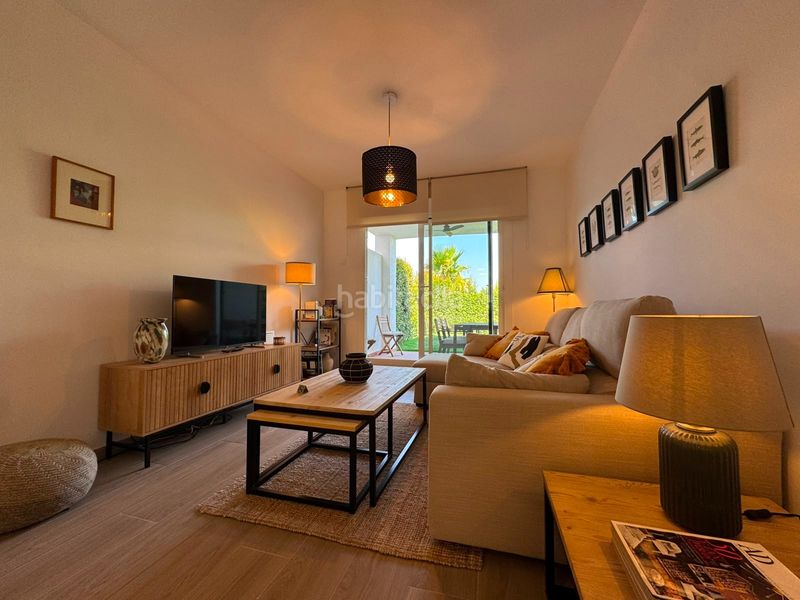 Foto cdfb2c75-2071-4b34-a1ca-658812cf6ede. Apartament amb aparcament piscina a Las Tres Piedras - Costa Ballena Chipiona