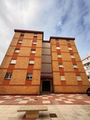 Appartamento in Ayamonte ciudad. Piso de 3 habitaciones, céntrico con ascensor