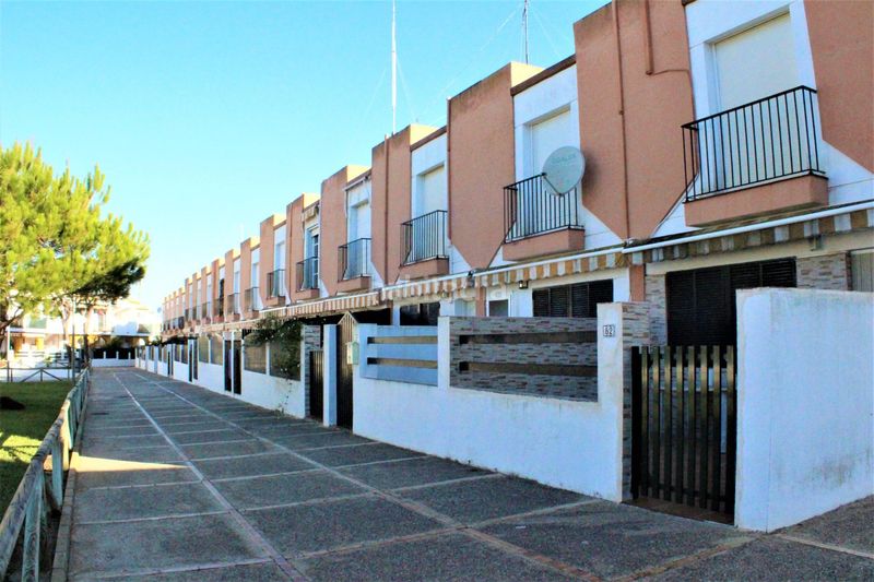Foto 45e640bc-e34d-445e-951a-440eb16ab283. Apartament a La Barrosa Chiclana de la Frontera