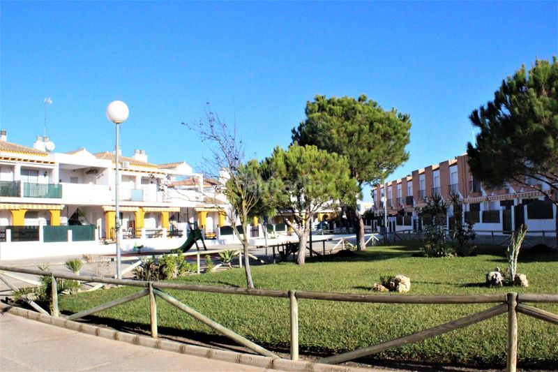 Foto 497357d7-38f2-4e57-820c-2dd28772b8e8. Apartament a La Barrosa Chiclana de la Frontera