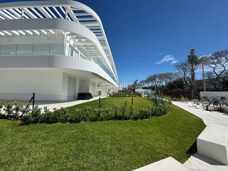 Foto b43b1d2b-ba85-442d-939a-2b98eb89f9e4. Apartament amb aparcament piscina a Las Tres Piedras - Costa Ballena Chipiona