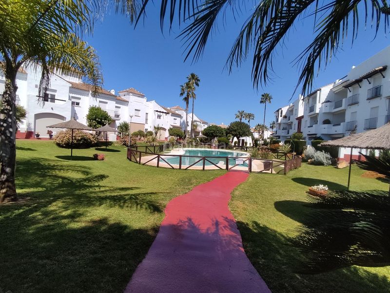 Foto 336f0047-704e-4284-a73f-a8030753ac80. Apartament amb aparcament piscina a Costa Ballena - Largo norte Rota