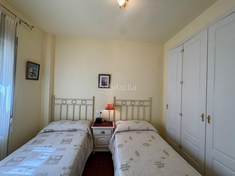 Foto 639c2616-7987-493d-9cc2-337b0fd381d2. Apartament amb aparcament piscina a Costa Ballena - Largo norte Rota