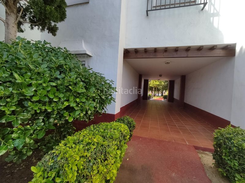 Foto c277fc5c-626b-4fe8-96a1-e3d3f6d2ed38. Apartament amb aparcament piscina a Costa Ballena - Largo norte Rota