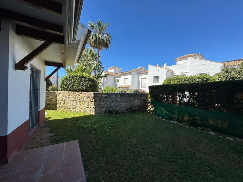 Foto e9ebb17c-f17e-4320-8e08-00e1cb9b20b0. Apartament amb aparcament piscina a Costa Ballena - Largo norte Rota