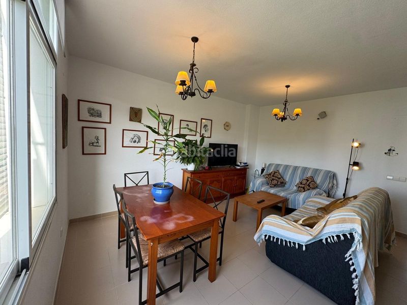 Foto 3c5e1c69-d1eb-4db7-8379-7f0cb336daf2. Apartament amb aparcament a Costa Ballena - Largo norte Rota