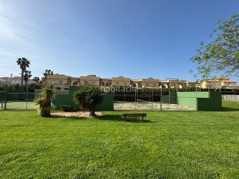 Foto 43b79a00-834f-4ce1-83a5-6ee614aaa5ce. Apartament amb aparcament a Costa Ballena - Largo norte Rota