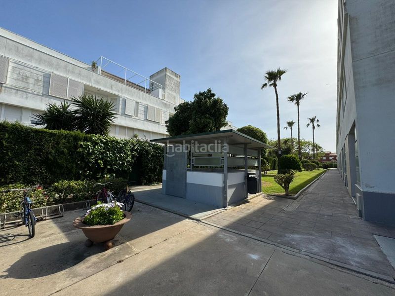 Foto 4eb3da98-2439-4611-a491-db98000a6d11. Apartament amb aparcament a Costa Ballena - Largo norte Rota