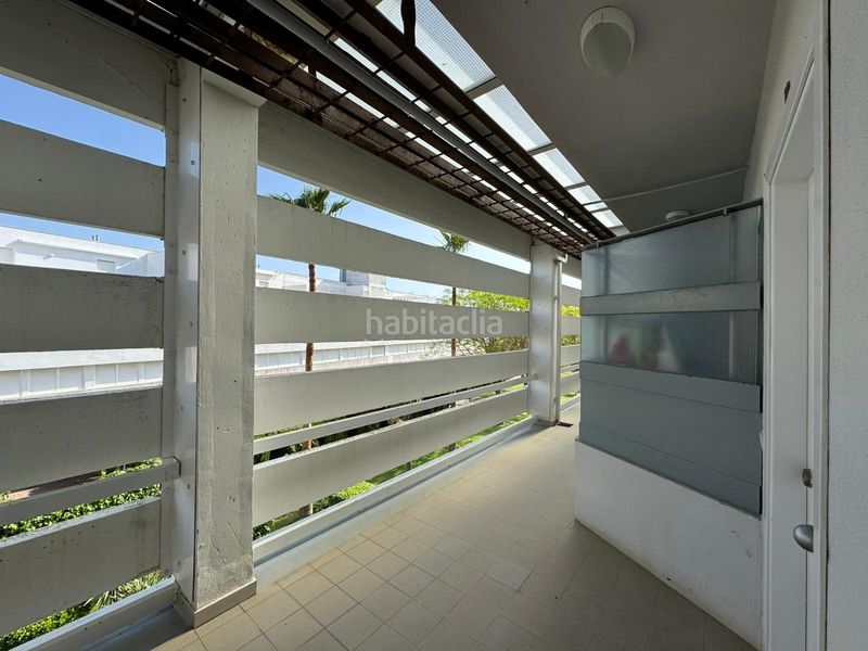 Foto aeefe93c-a129-480e-9f26-fd83fad3de87. Apartament amb aparcament a Costa Ballena - Largo norte Rota