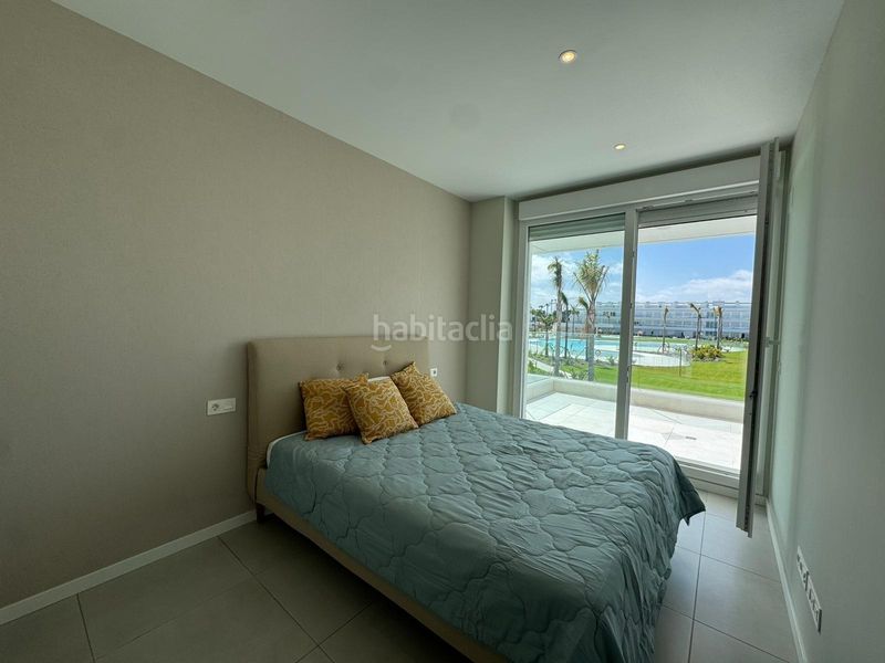 Foto ee15eef4-d383-415a-a4f3-ec07d2175717. Apartament amb aparcament piscina a Las Tres Piedras - Costa Ballena Chipiona
