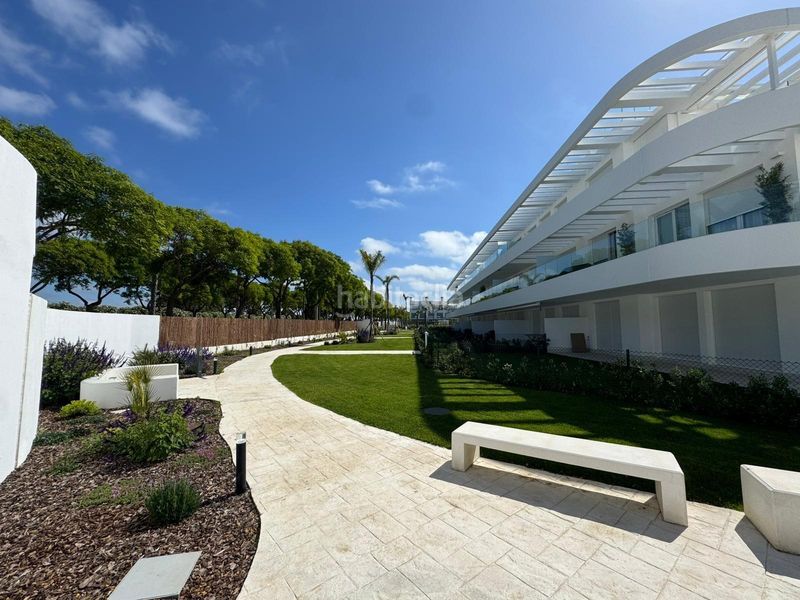 Foto efea0ebc-a4be-468d-b705-6ca7b52b67c3. Apartament amb aparcament piscina a Las Tres Piedras - Costa Ballena Chipiona