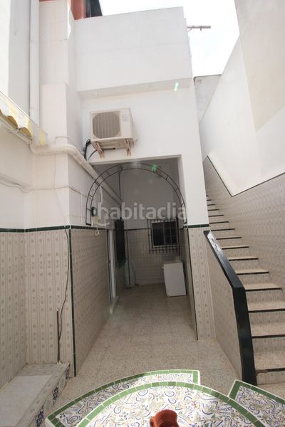 Foto 764b92e2-0b4d-4d05-bbb4-28e578e5f233. Casa amb aparcament a Núcleo urbano Chiclana de la Frontera