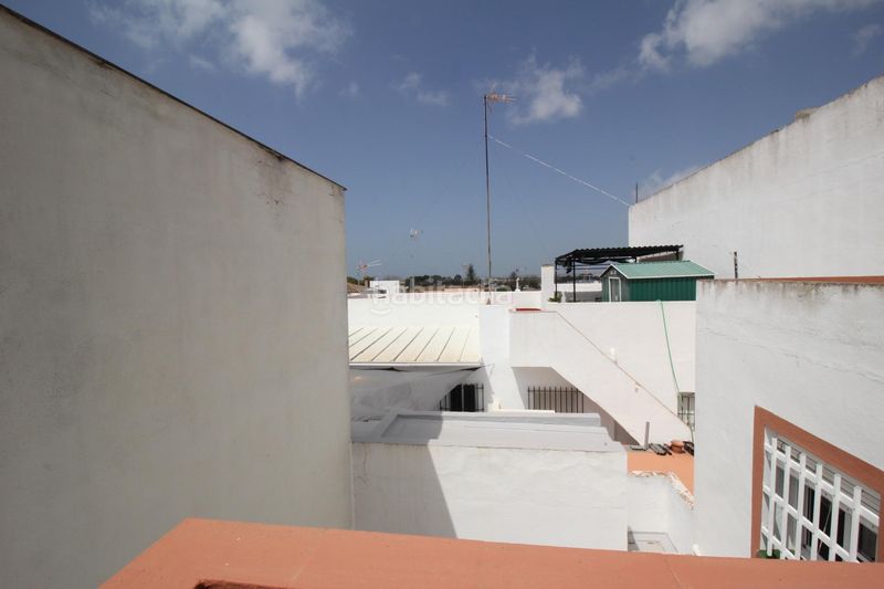 Foto a11293ca-b934-4e2d-8e98-77b83f472c62. Casa amb aparcament a Núcleo urbano Chiclana de la Frontera
