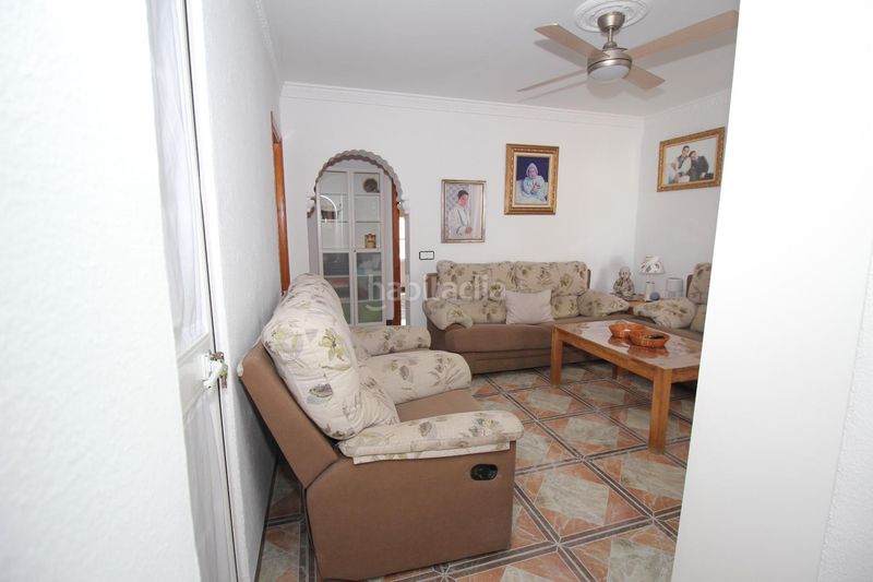 Foto b4f28df8-d91c-41eb-9af3-3e4a0f3013ec. Casa amb aparcament a Núcleo urbano Chiclana de la Frontera