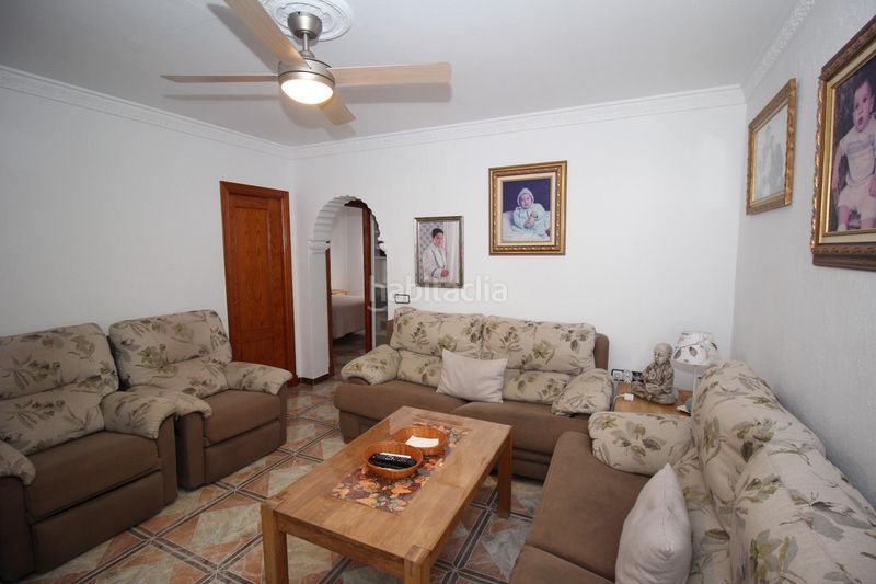 Foto e92ece8e-27b0-4aa9-82e3-93201e9b07e9. Casa amb aparcament a Núcleo urbano Chiclana de la Frontera